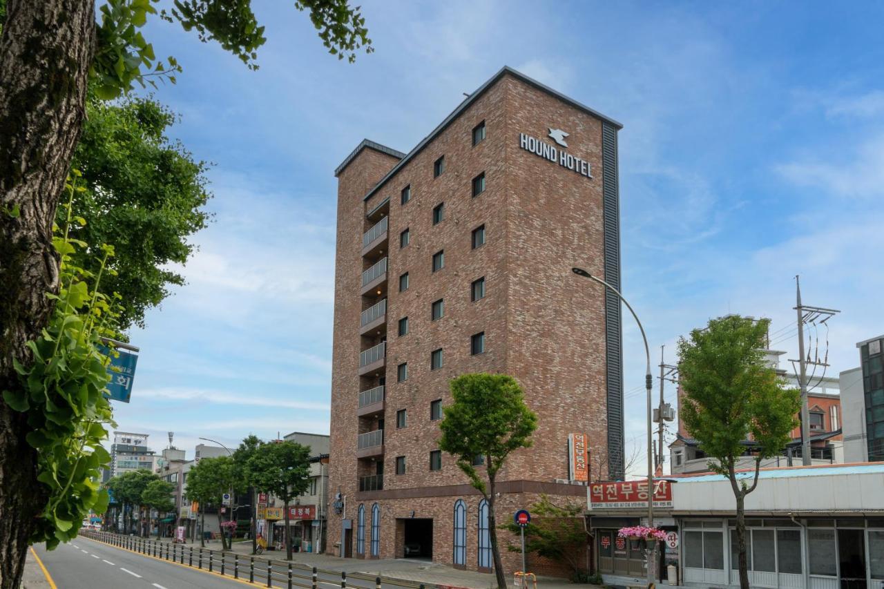 Jecheon Hound Hotel Chechon Exterior photo