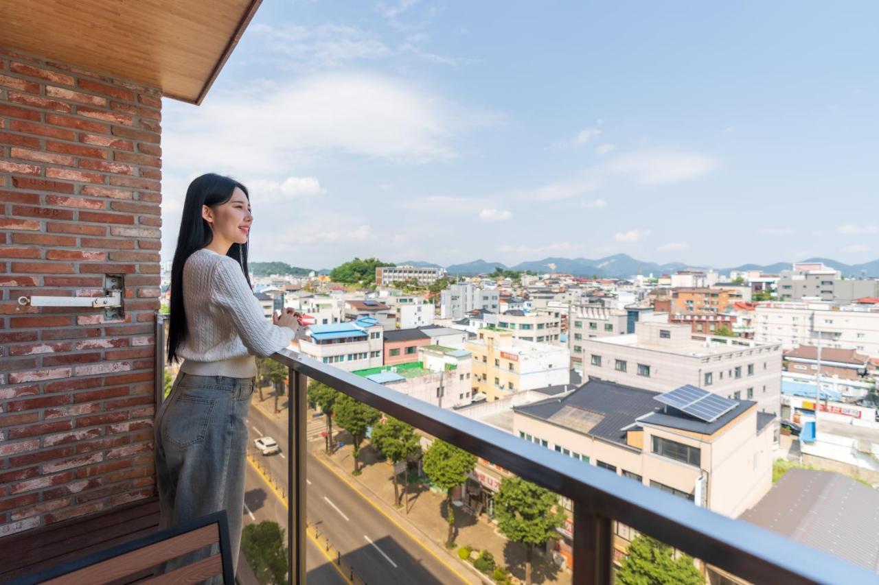 Jecheon Hound Hotel Chechon Exterior photo